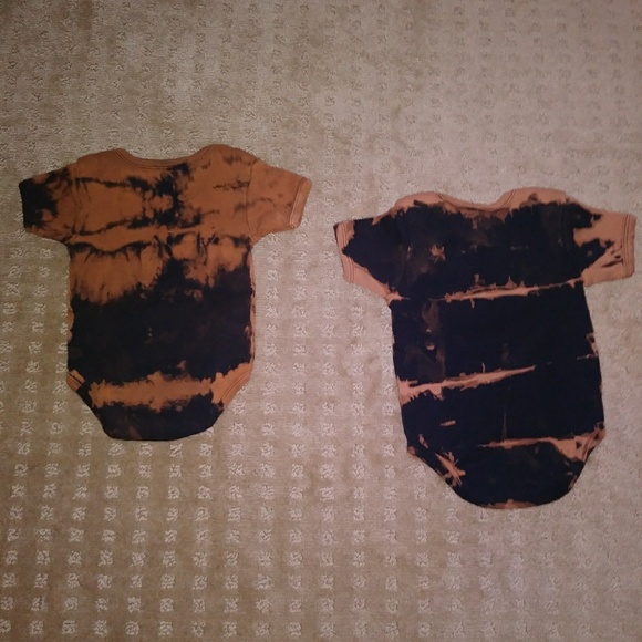 Onesies  brand new without tags comes as set - Picture 2 of 2